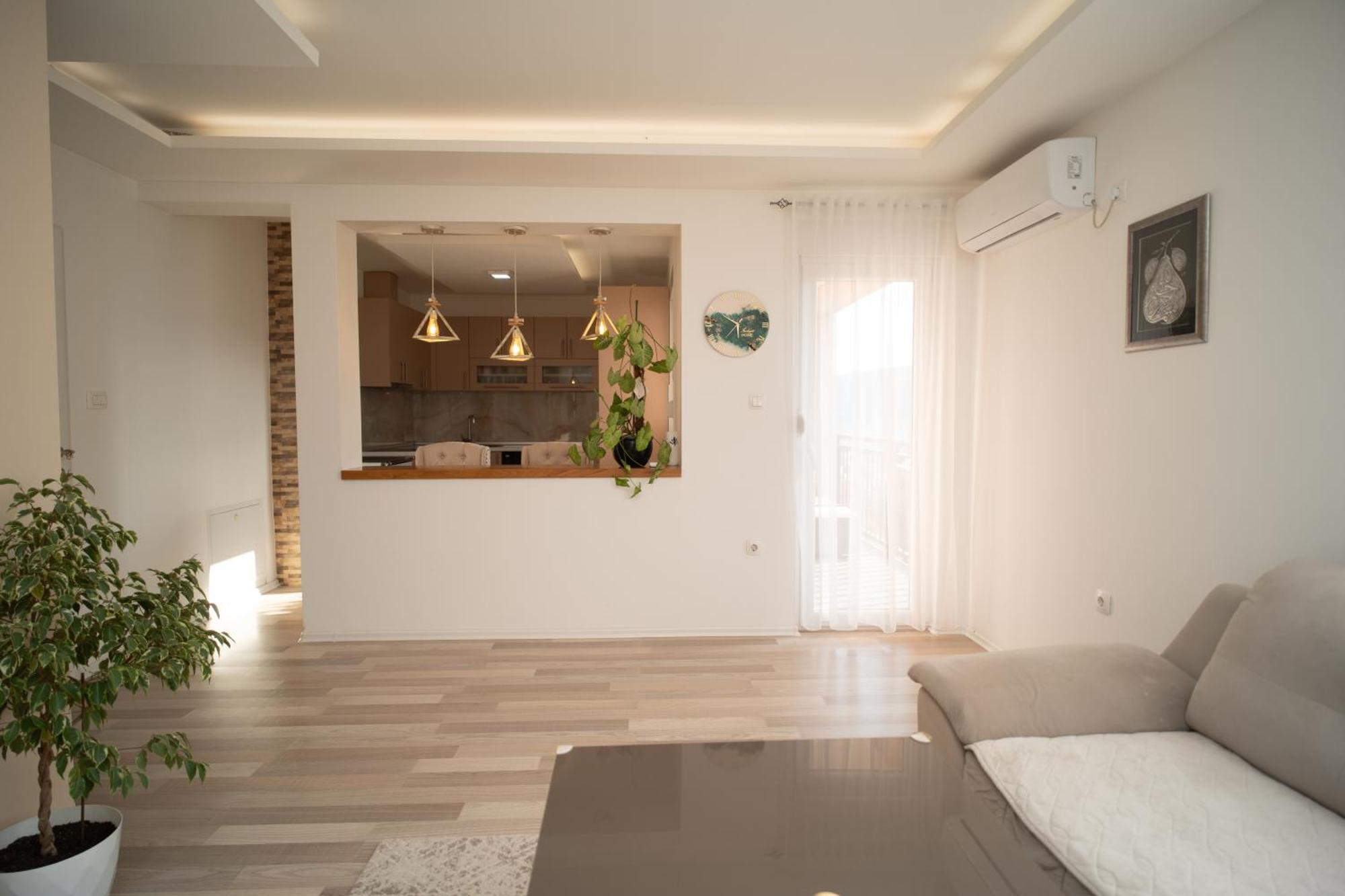 Skywalk House Villa Mostar Bagian luar foto