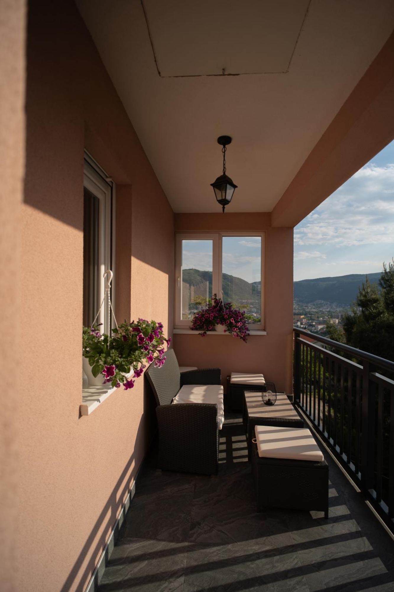 Skywalk House Villa Mostar Bagian luar foto